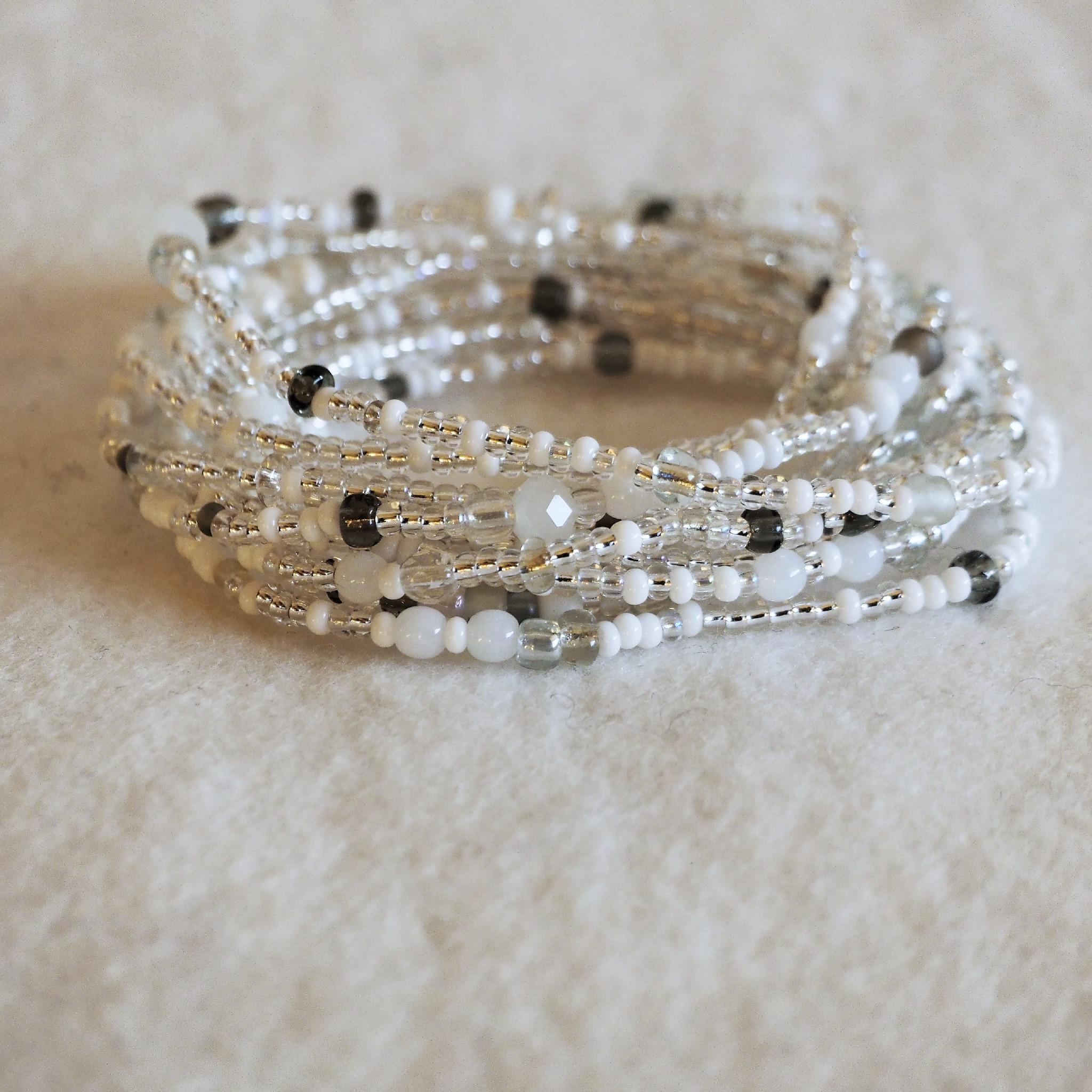 Bracciale avvolgente bianco ghiaccio