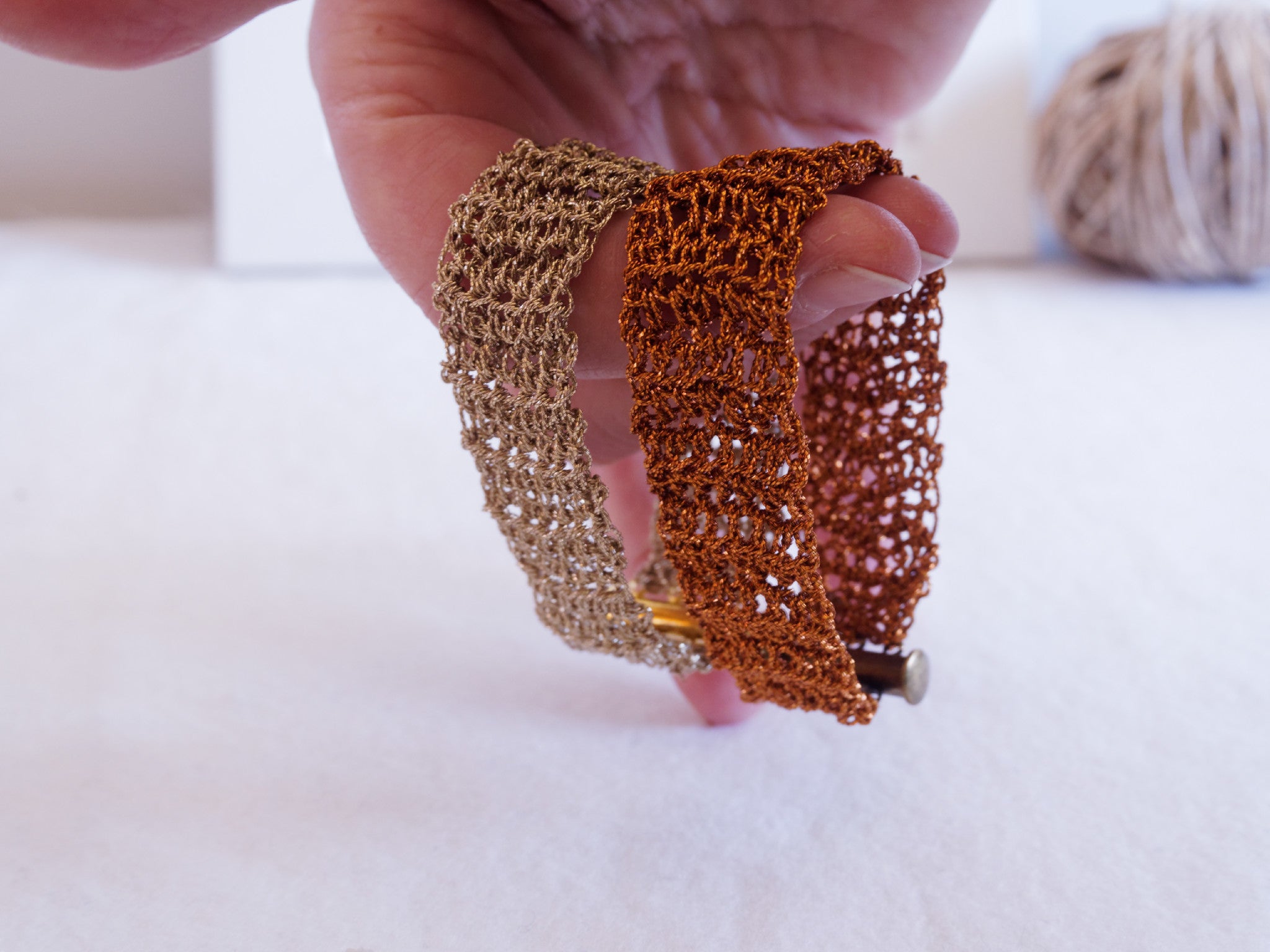 Bracciale Tessile a uncinetto colore Rame realzzato a mano - modello 001
